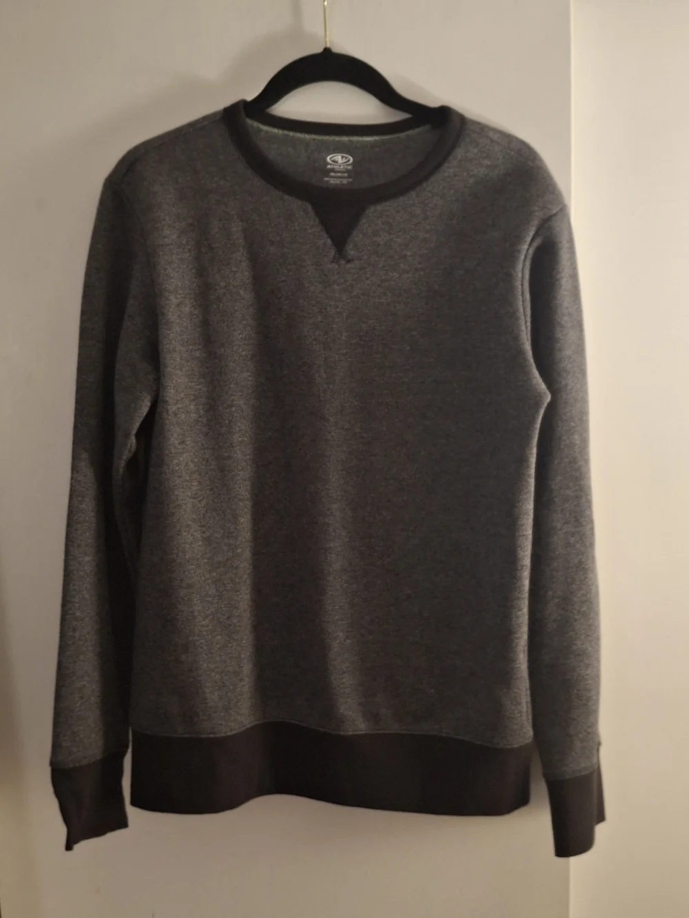 Athletic Works Men's Dark Gray Crewneck Sweater
